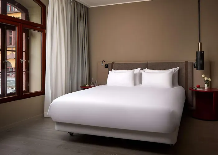 ホテル Nh Collection 4*