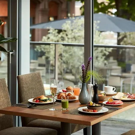 Nh Collection Hotel