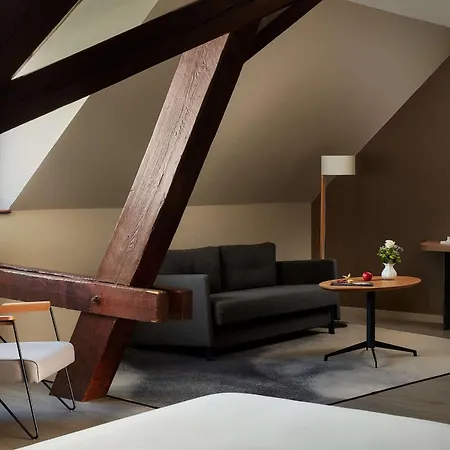 Otel Nh Collection 4*